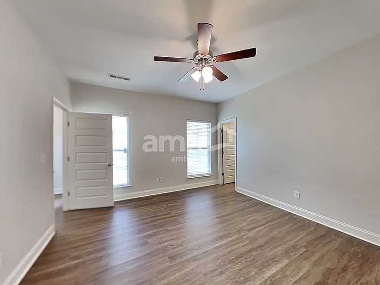 5217 Tupelo St — Photo 8