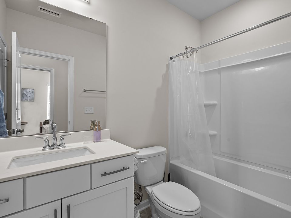 1st image of 415 Sustainable Way