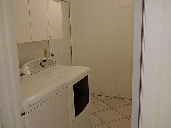 5th image of 3155 Oaklawn Ave
