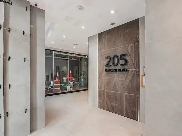 217 Cabrini Blvd #5B — Photo 15