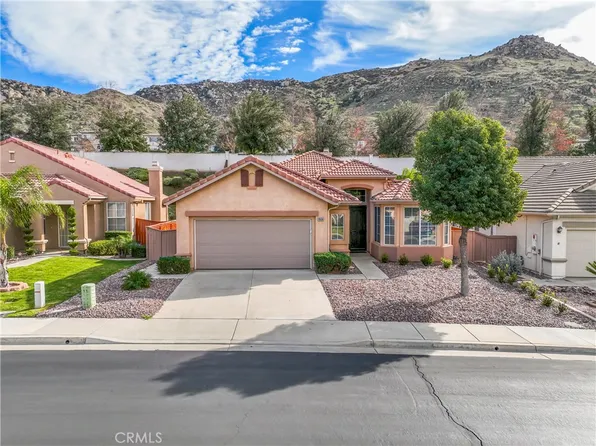 14668 Grandview Dr, Moreno Valley, CA 92555