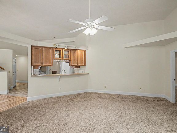 5th image of 1667 Pondside Dr