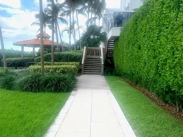 5757 Collins Ave #1003 — Photo 22