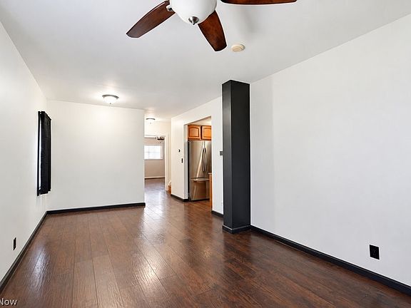 3rd image of 3405 Montclair Ave