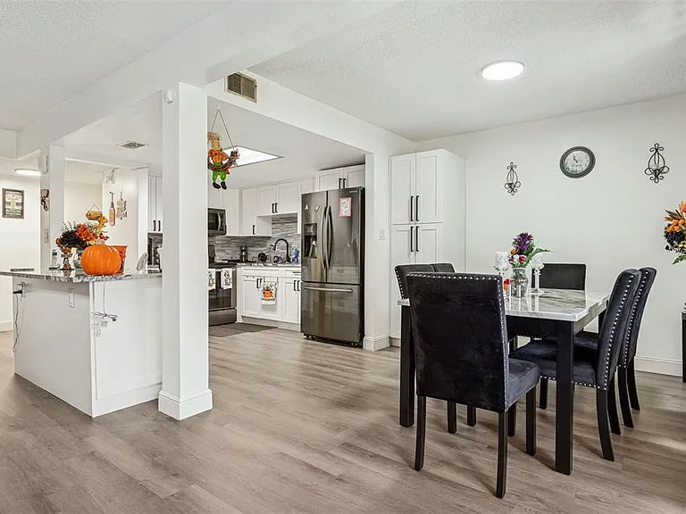 7501 Dolonita Dr #7501 — Photo 9
