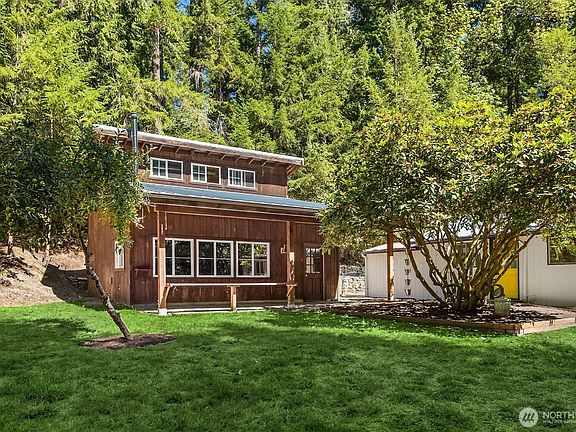 4th image of 5836 Battle Point Drive NE