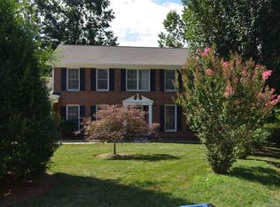 2304 Whispering Spring Dr, Matthews, NC 28105