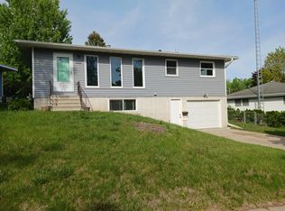 4121 5th Pl NW, Rochester, MN 55901