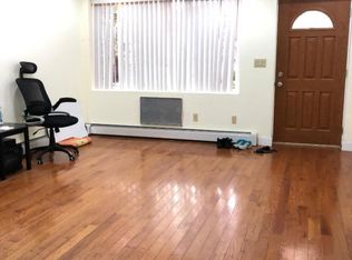 5811 183rd St, Fresh Meadows, NY 11365