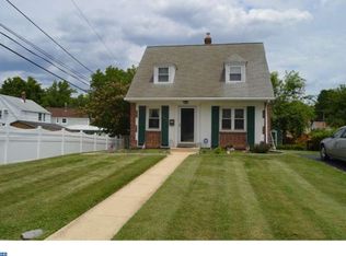 882 Springhill Rd, Secane, PA 19018