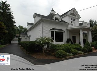 436 Cottage Ave, Edgewater Park, NJ 08010