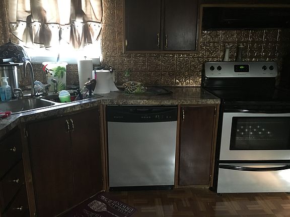 4th image of 7 E Grant St