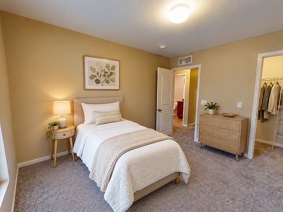 5th image of 4612 NE Milligan Ln
