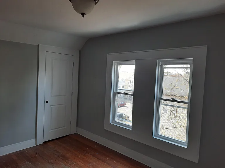 177-179 Davenport Ave #2 — Photo 7