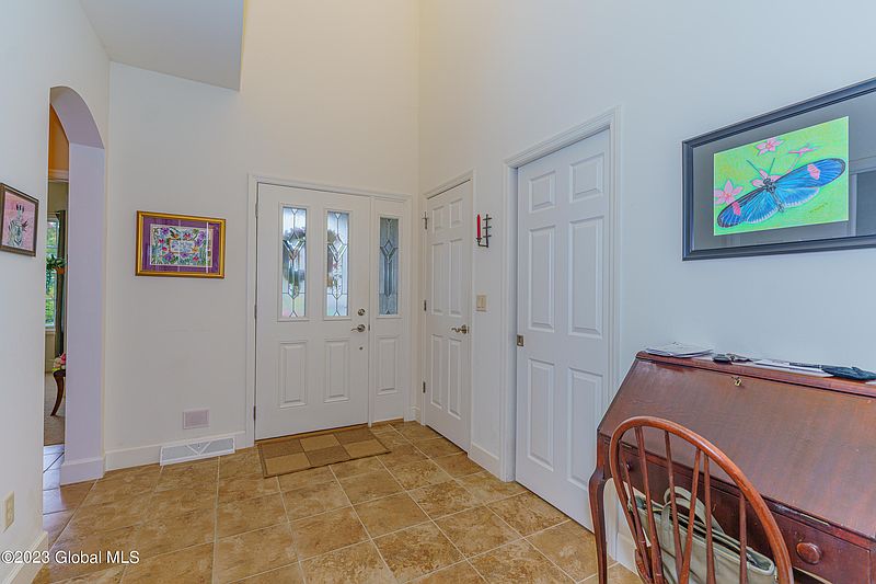 4th image of 95 Sheldon Drive