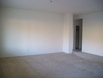2nd image of 7417 W Southgate Ave
