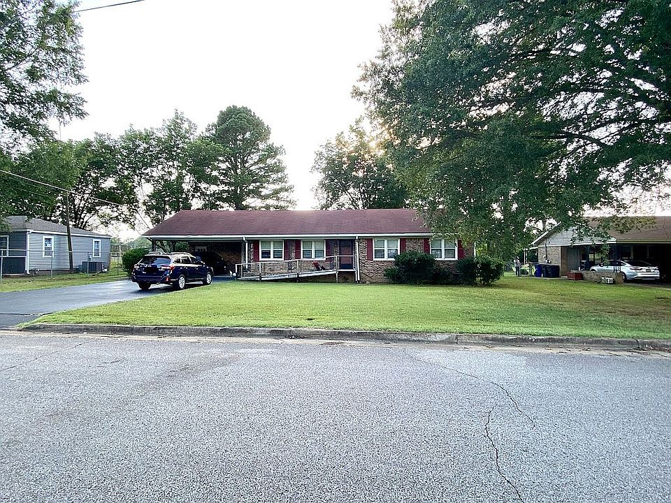 Front of house (2021)