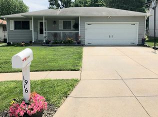 1916 SW 22nd St, Lincoln, NE 68522