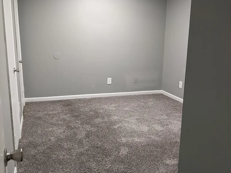Torrance Apartment — Photo 24