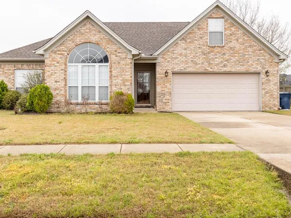 827 Bayou Vista Dr, Marion, AR 72364