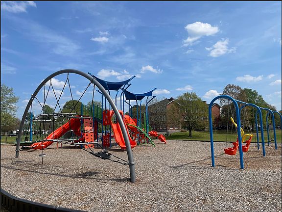 2nd image of 2415 Ballentine Blvd #11006846