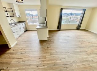 536 Thornton Ave #10, San Francisco, CA 94124