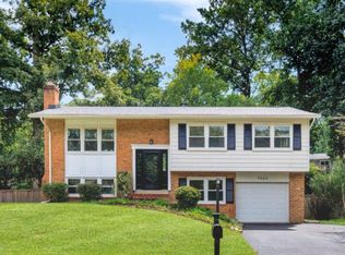 7223 Ashview Dr, Springfield, VA 22153