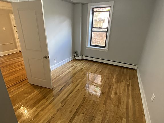 3rd image of 84 Waldo Ave #Cc