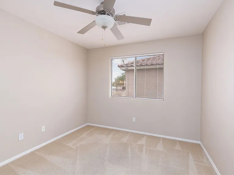 791 Sunrise Crossing St — Photo 21