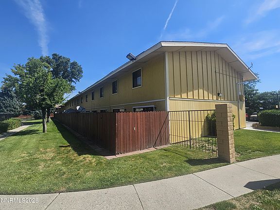 4th image of 863 Nutmeg Pl APT 12