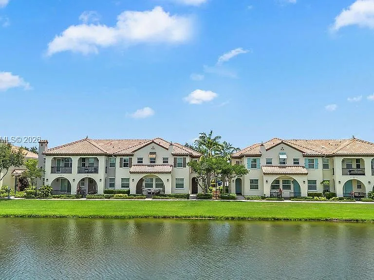 4357 Cascada Cir #4357 — Photo 43