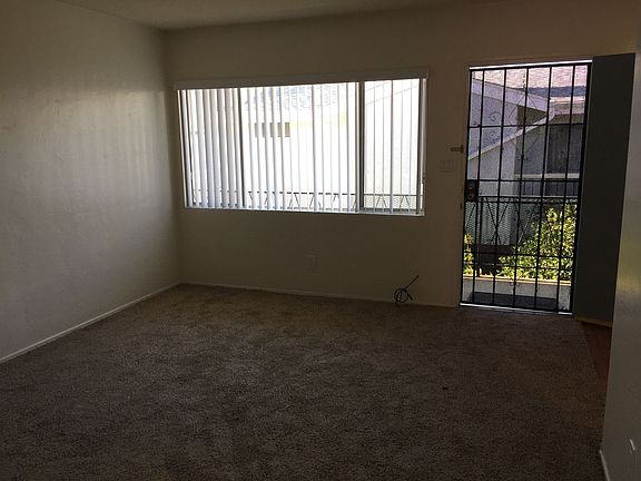3rd image of 1170 Oliver Ave APT 5