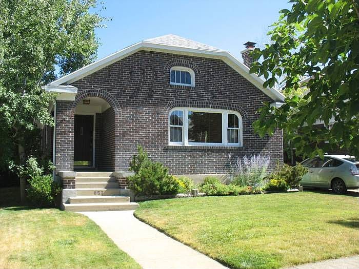 853 E Bryan Ave (1560 S)