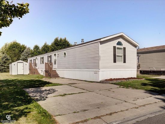 59491 Julie Ln, New Haven, MI 48048