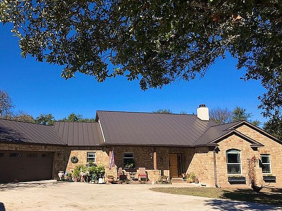 2nd image of 1820 County Road 116b