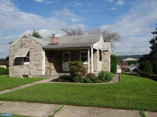 1618 Liggett Ave, Shillington, PA 19607