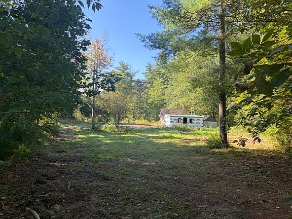 4th image of 88 Lake Road