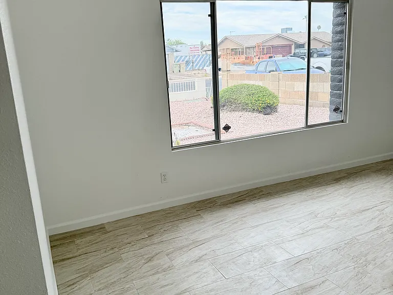 5817 W Tierra Buena Ln — Photo 30