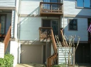 253 Mill Point Dr, Hampton, VA 23669