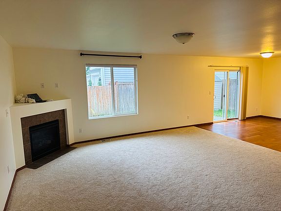 4th image of 9725 27th Dr SE