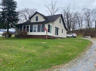 127 Academy Rd, Port Royal, PA 17082