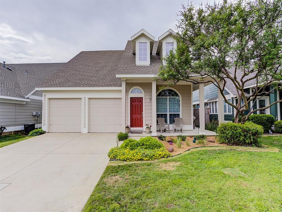 1st image of 9761 Old Field Dr