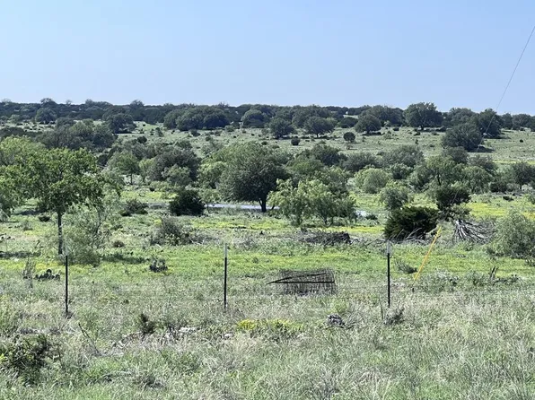 3420 NE Fm 2596, Sonora, TX 76950
