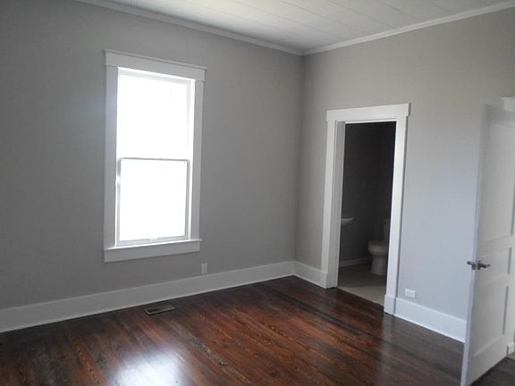 5th image of 602 S Brittain St