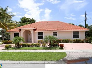 801 SE 1st Ct, Deerfield Beach, FL 33441