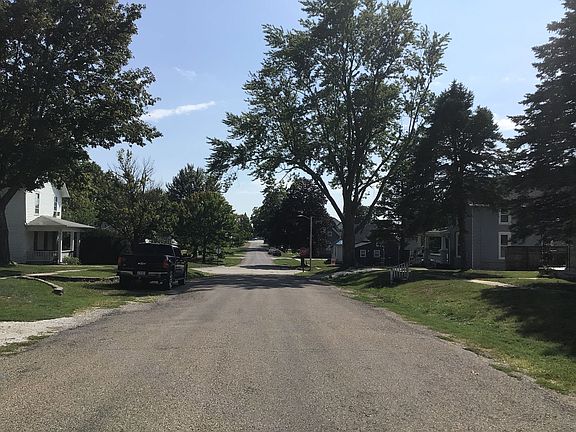 4th image of 714 N Avenue B