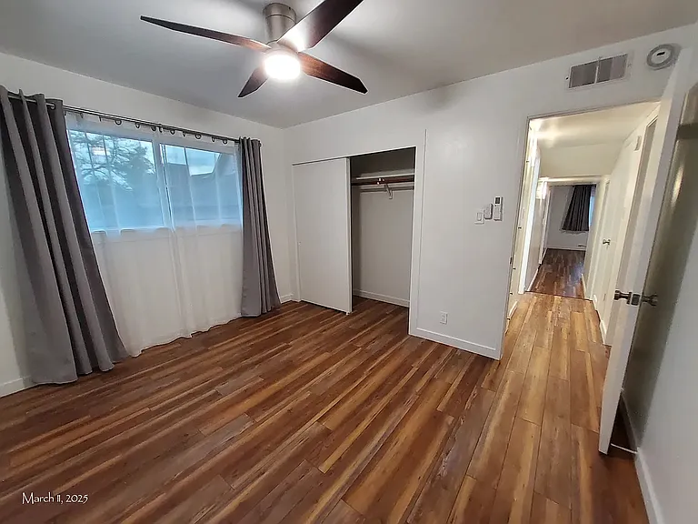 1522 Mesa St — Photo 9