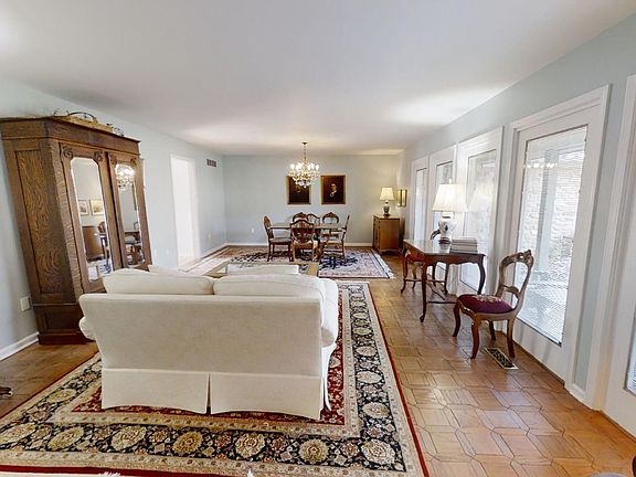 2nd image of 117 Callery Pear Dr