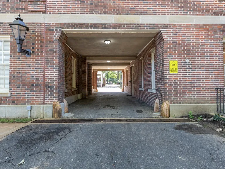 The Marine Residence — Photo 44