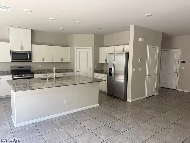 8928 Seal Cove St — Photo 12